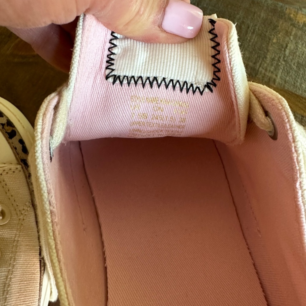 🔥👟👟KATE Spade! Kaia Leopard Print Trim Canvas Sneakers in cream-NEW!!👟👟🔥 - Picture 6 of 16